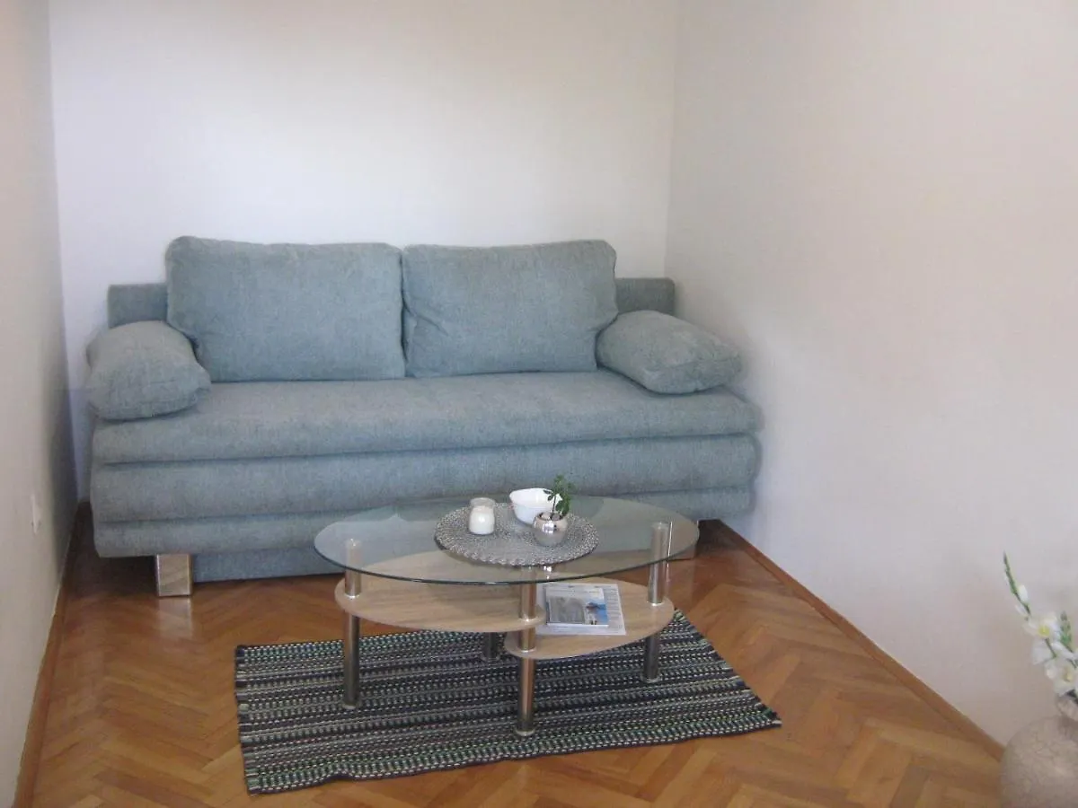 Matea Apartment Crikvenica 0*,