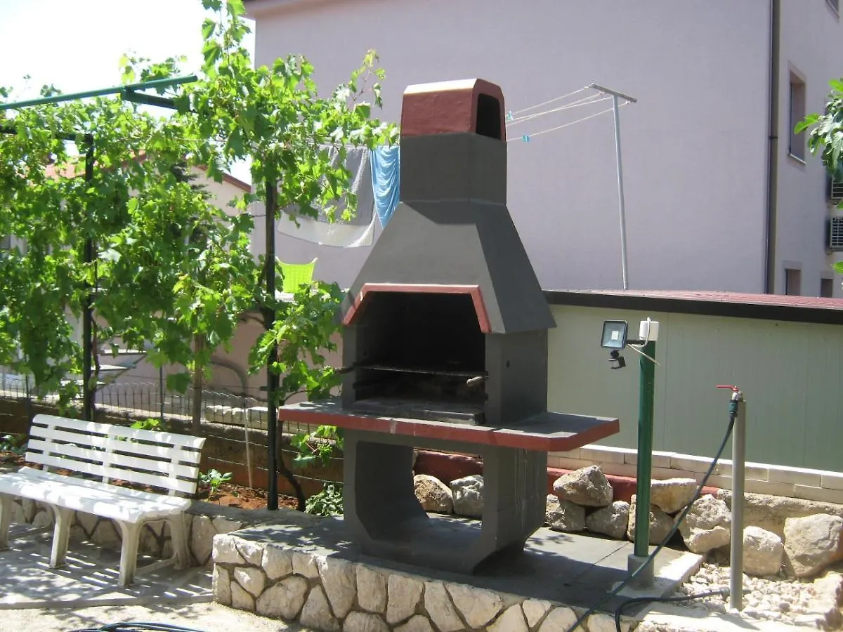 Matea Apartment Crikvenica 0*,